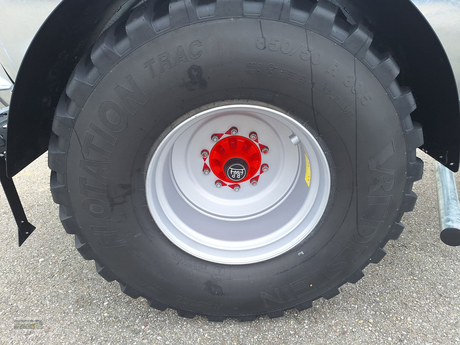 Pumpfass des Typs Vakutec VA 9500 Pumpfass, Neumaschine in Gampern (Bild 15)