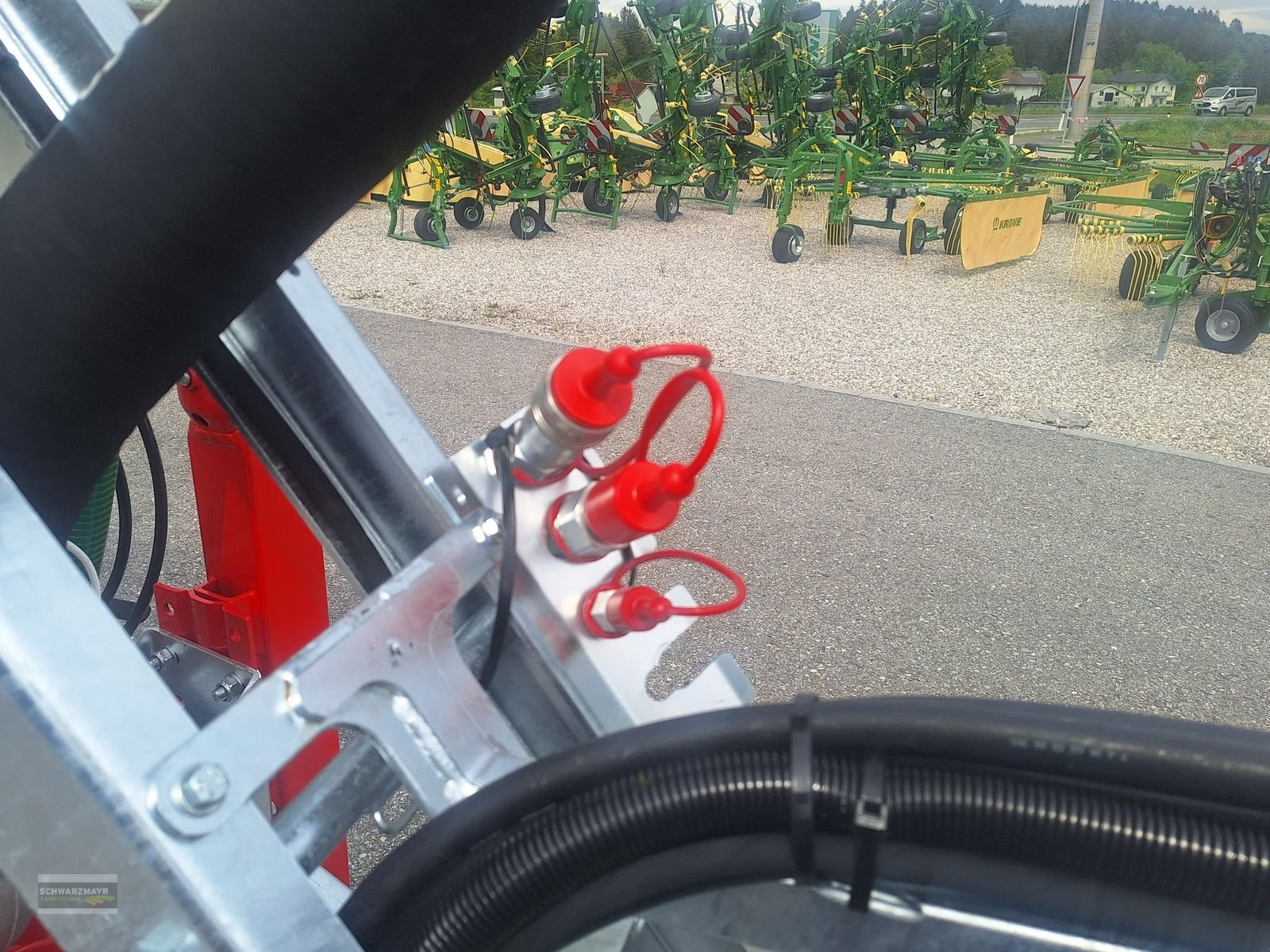 Pumpfass des Typs Vakutec VA 9500 + Schleppschuh, Neumaschine in Aurolzmünster (Bild 22)