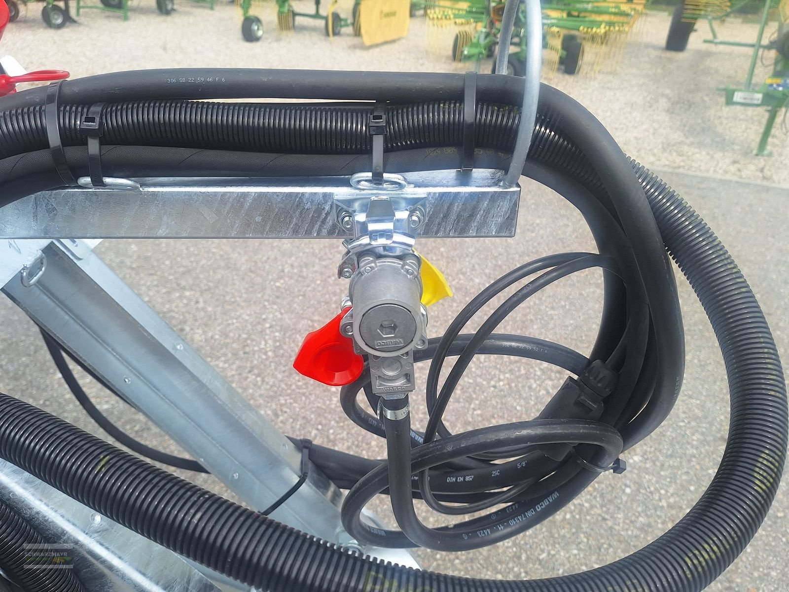 Pumpfass typu Vakutec VA 9500 + Schleppschuh, Neumaschine v Gampern (Obrázek 21)