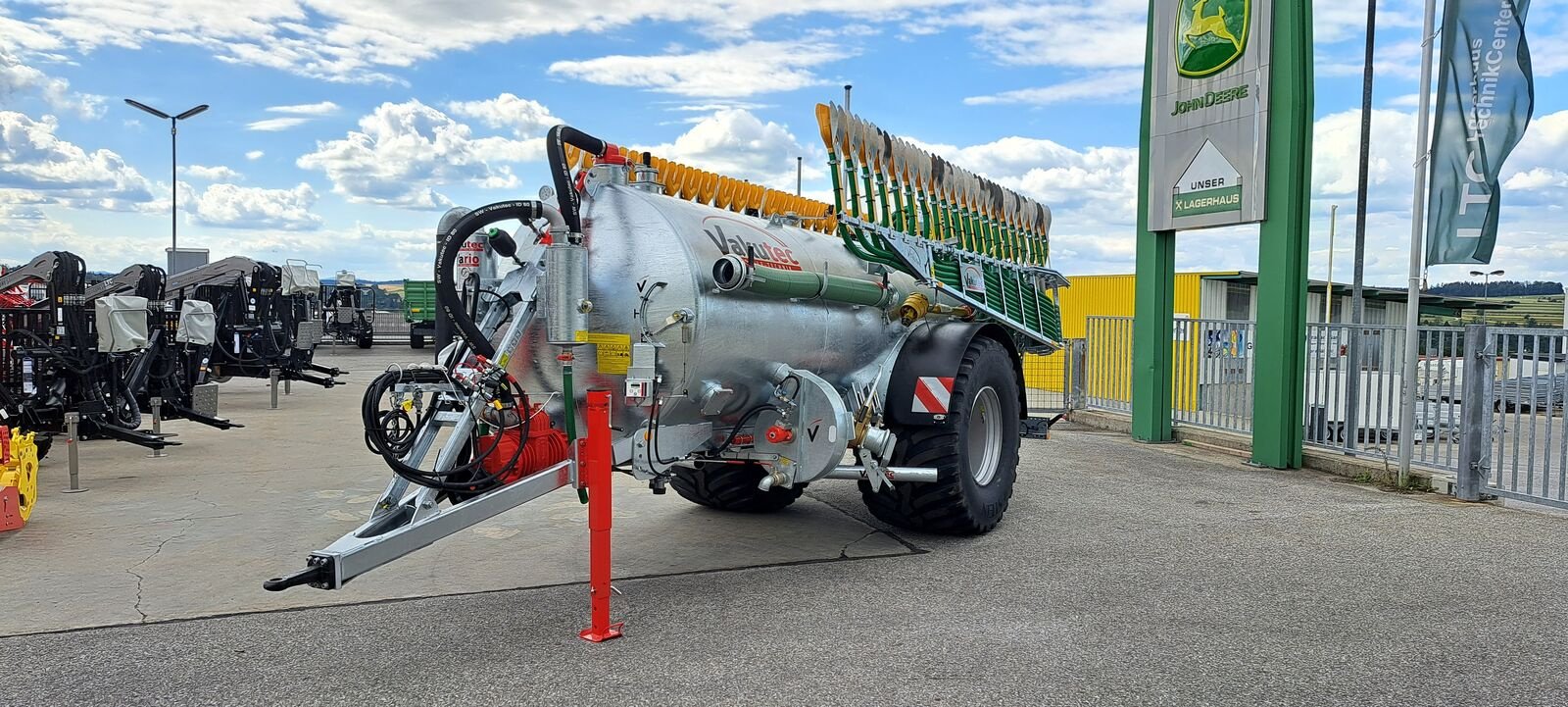 Pumpfass des Typs Vakutec VA 9500, Neumaschine in Zwettl (Bild 1)