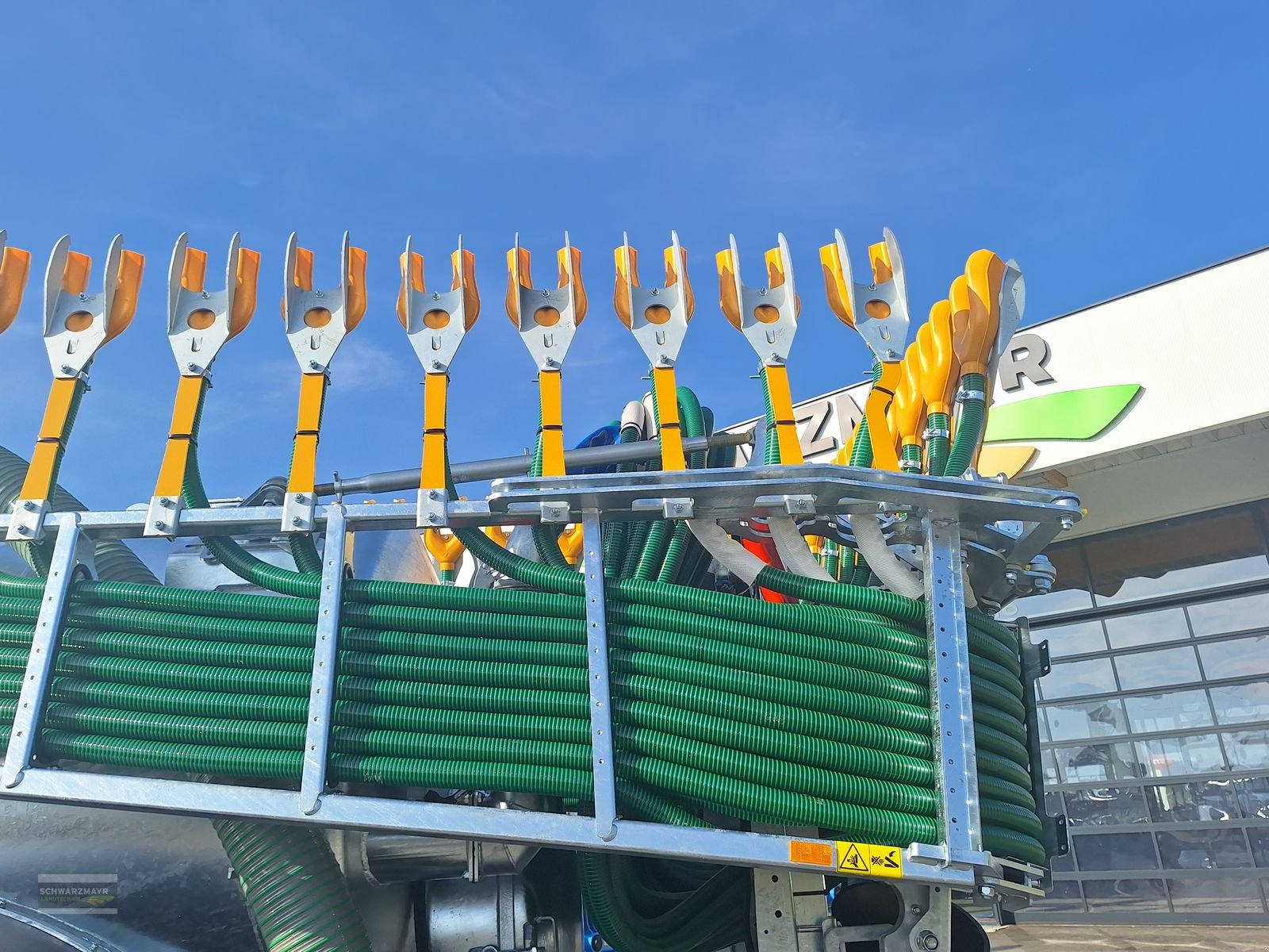 Pumpfass des Typs Vakutec Vakutec VA 12500 PT+12m Schleppschuh Pumpfass St, Neumaschine in Gampern (Bild 18)