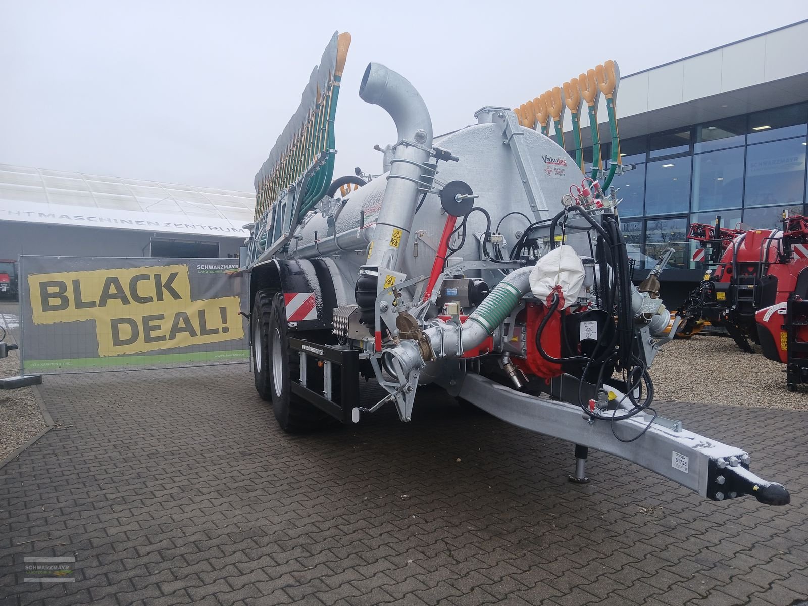 Pumpfass des Typs Vakutec Vakutec VA 12500 PT+12m Schleppschuh Pumpfass St, Neumaschine in Gampern (Bild 1)