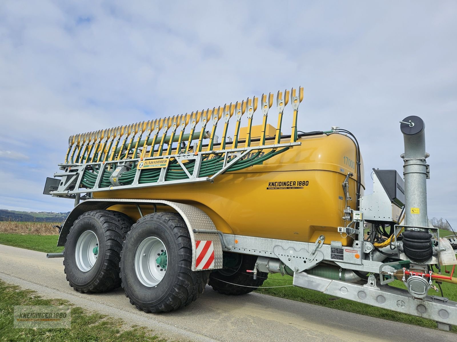 Pumpfass del tipo Zunhammer SKE 17000, Neumaschine In Altenfelden (Immagine 1)