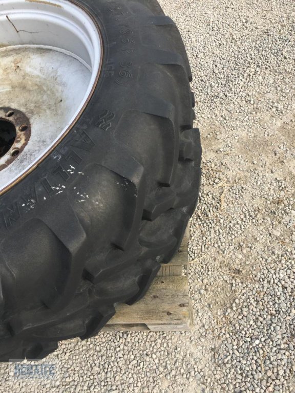 Rad типа Alliance 270/95 R36, Gebrauchtmaschine в Salching bei Straubing (Фотография 3)