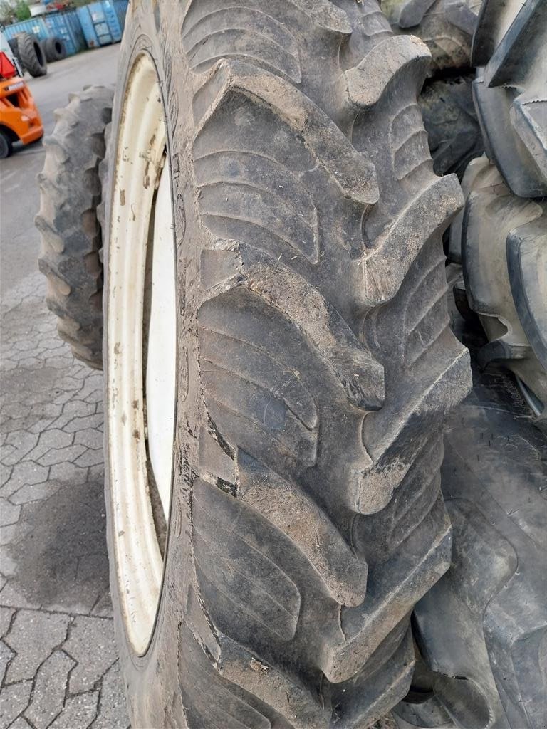 Rad des Typs Alliance 300/95R46 - 230/95R36, Gebrauchtmaschine in Danmark (Bild 2)