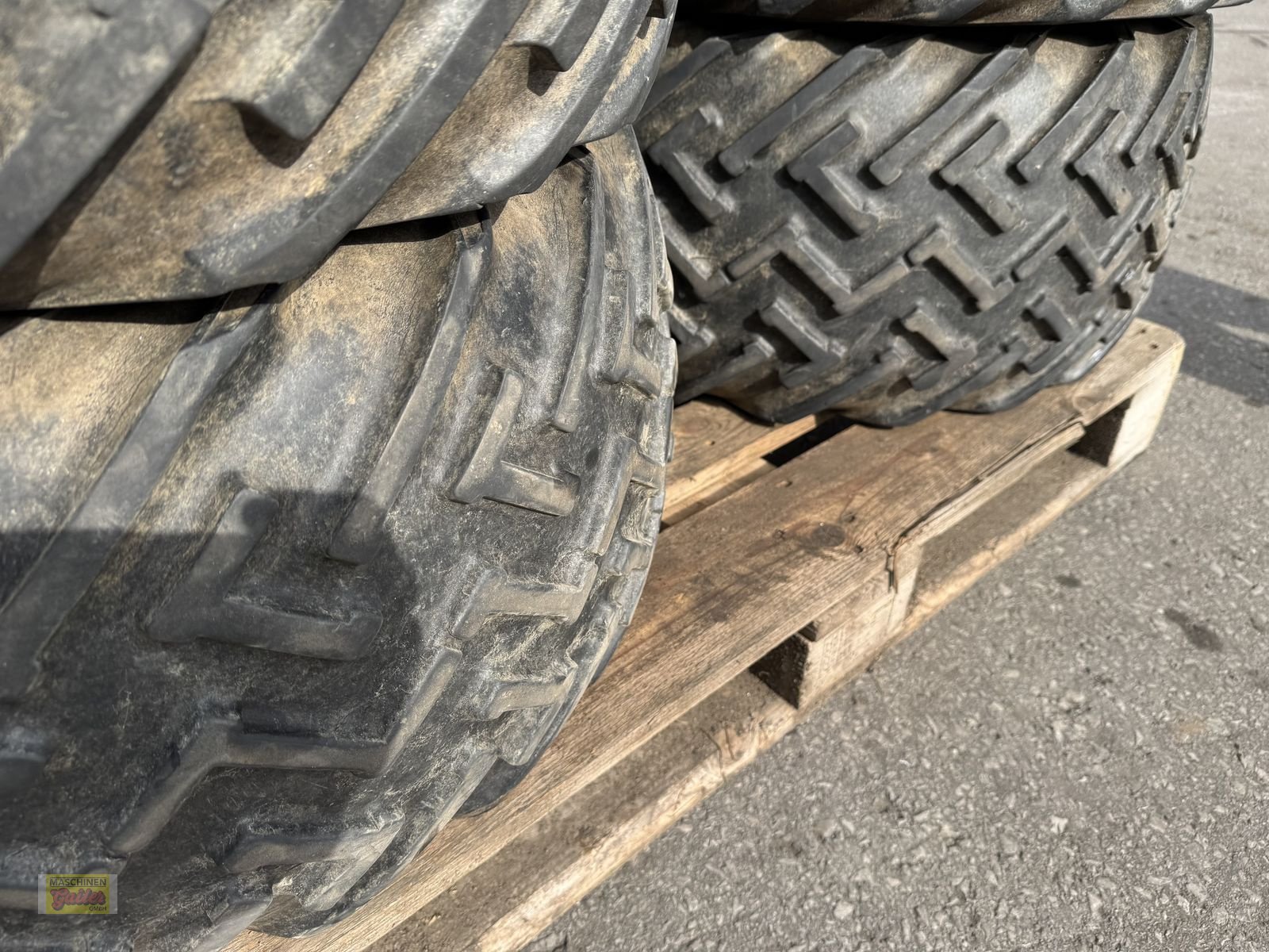 Rad typu Alliance 31x15.50-15 50%  guter Zustand, Gebrauchtmaschine v Kötschach (Obrázek 20)