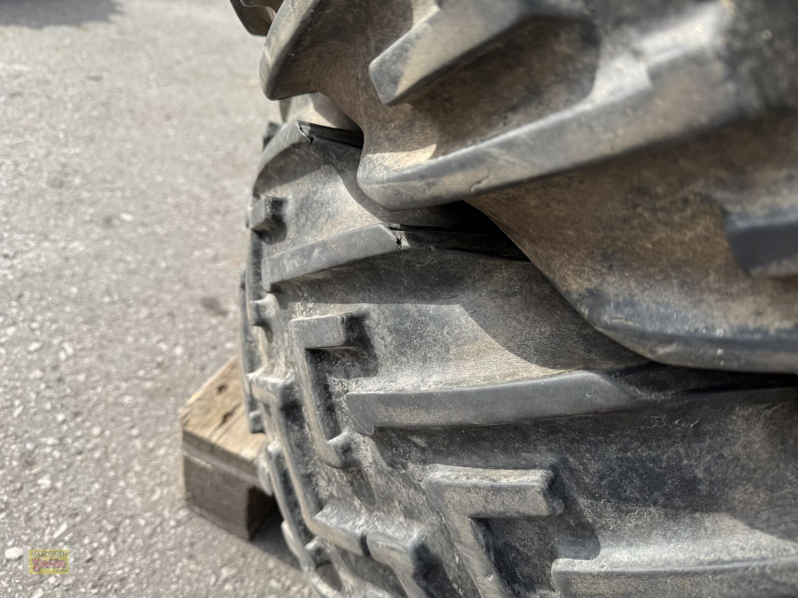 Rad typu Alliance 31x15.50-15 50%  guter Zustand, Gebrauchtmaschine v Kötschach (Obrázek 18)