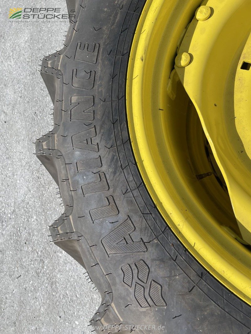 Rad des Typs Alliance 340/85 R28 Farmpro II, Neumaschine in Rietberg (Bild 8)