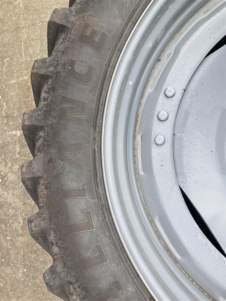 Rad des Typs Alliance 380/90-50 + 380/85-34 Fælge med løs ring til forskellige traktor modeller, Gebrauchtmaschine in Roslev (Bild 14)