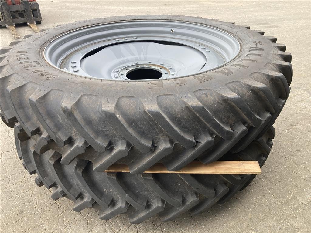 Rad des Typs Alliance 380/90-50 + 380/85-34 Fælge med løs ring til forskellige traktor modeller, Gebrauchtmaschine in Roslev (Bild 13)