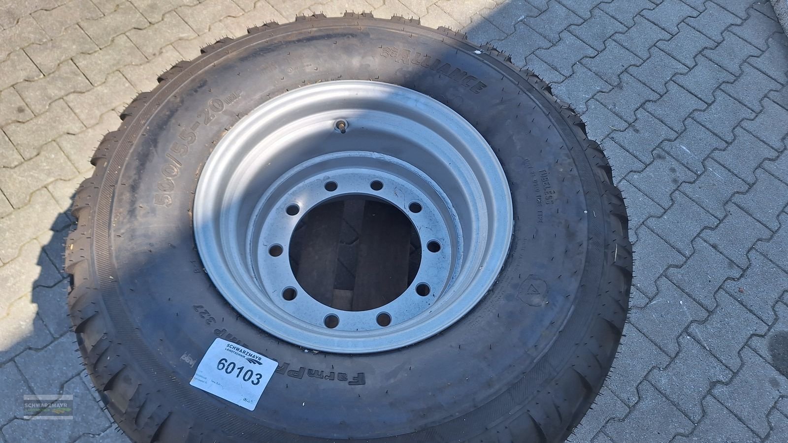 Rad des Typs Alliance 500/55-20 10L ET0, Neumaschine in Aurolzmünster (Bild 10)