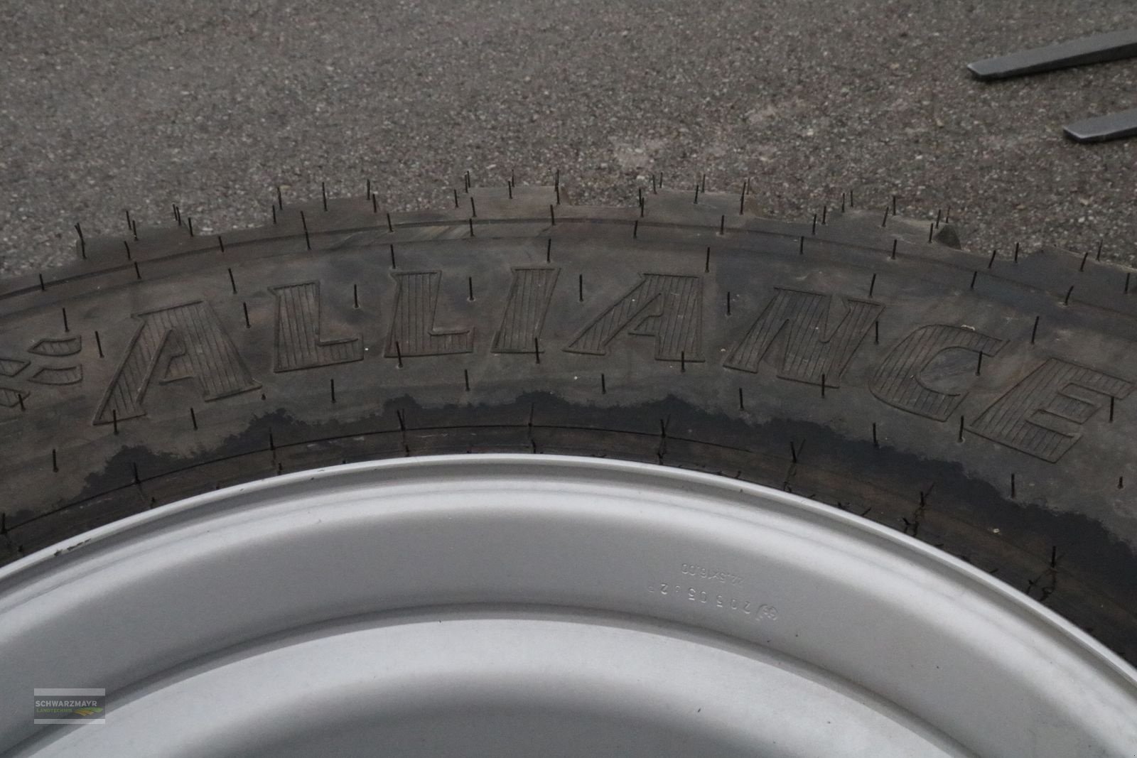 Rad del tipo Alliance 500/60R22,5 - Preis per Stück, Neumaschine In Gampern (Immagine 10)
