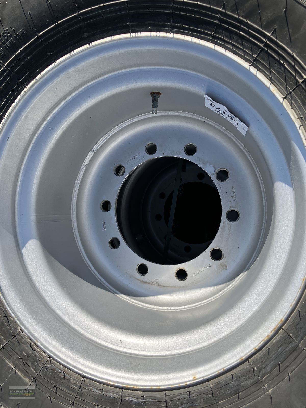 Rad des Typs Alliance 650/50R22,5 885 Komplettrad ET-50, Neumaschine in Gampern (Bild 12)