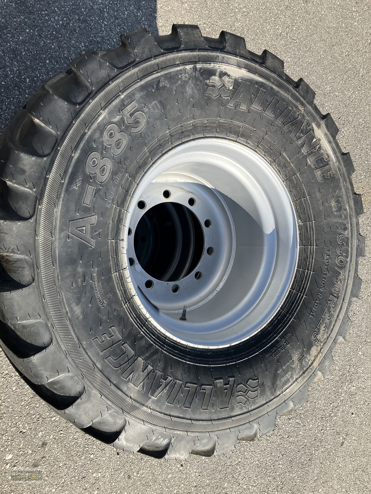 Rad des Typs Alliance 650/50R22,5 885 Komplettrad ET-50, Neumaschine in Gampern (Bild 11)