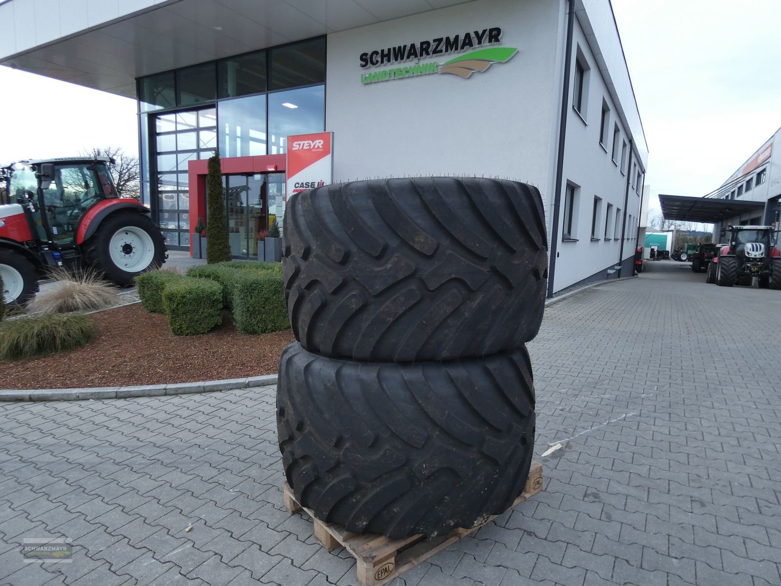 Rad des Typs Alliance 750/45R26,5 885, Neumaschine in Aurolzmünster (Bild 1)