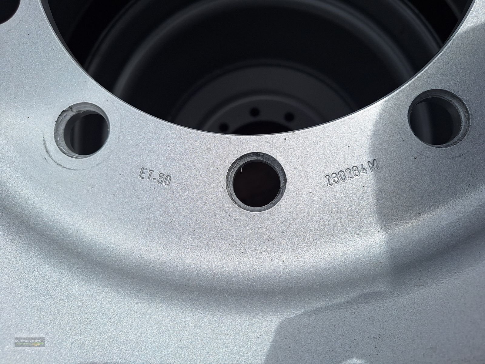 Rad des Typs Alliance 800/45R26,5, Neumaschine in Gampern (Bild 13)