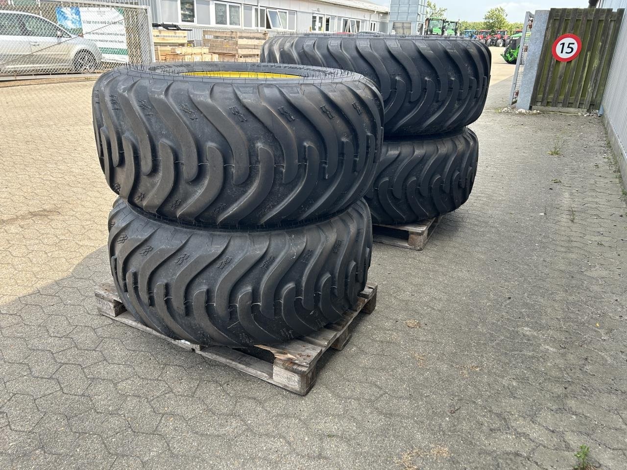 Rad типа Alliance FLOTATION RADIAL 388, Gebrauchtmaschine в Bramming (Фотография 8)