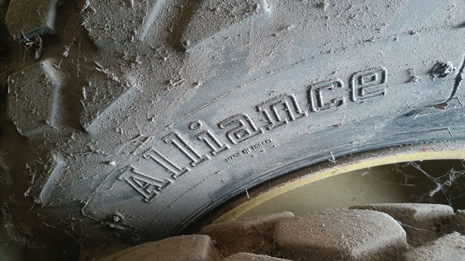 Rad типа Alliance GRÆSDÆK For: 10,0/75-15,3, Bag: 16,9-24, Gebrauchtmaschine в Egtved (Фотография 3)