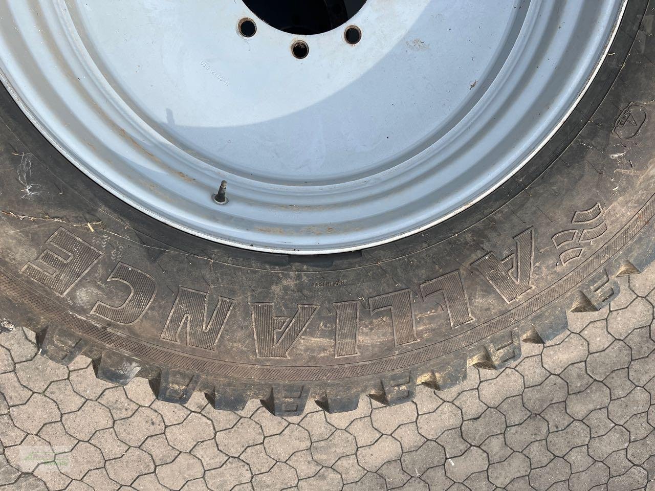 Rad του τύπου Alliance Multiuse 550, Gebrauchtmaschine σε Coppenbruegge (Φωτογραφία 1)