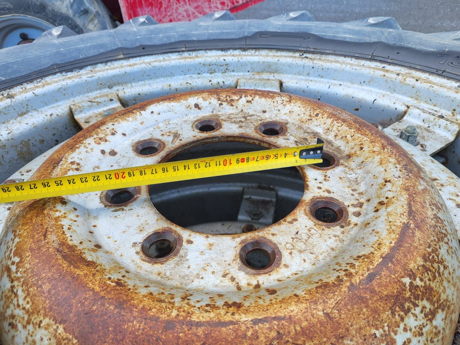 Rad des Typs Barum Barum Pflegereifen mit Felgen 16.6-36, Gebrauchtmaschine in NATTERNBACH (Bild 10)