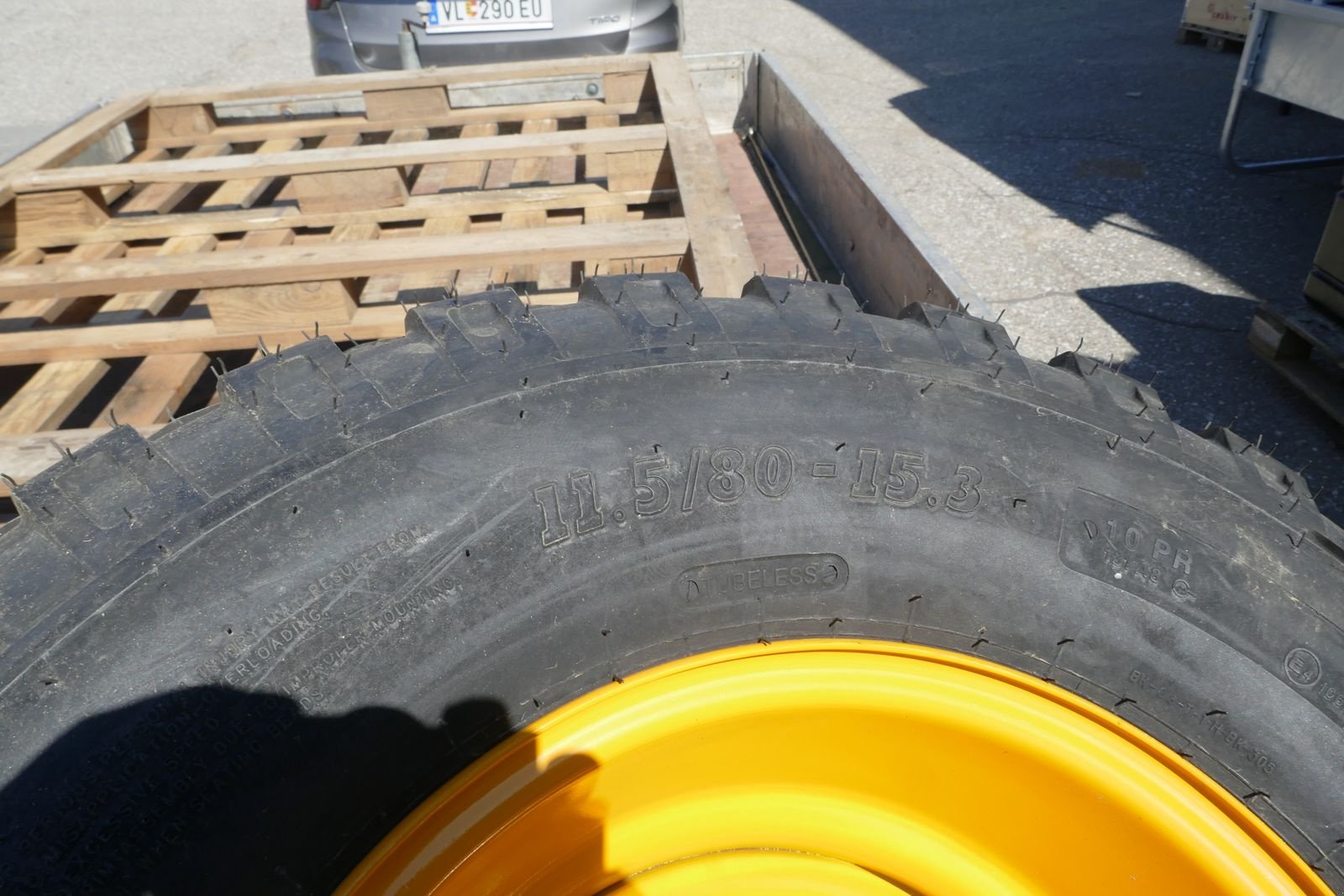 Rad типа BKT 11.5/80-15.3, Gebrauchtmaschine в Villach (Фотография 3)