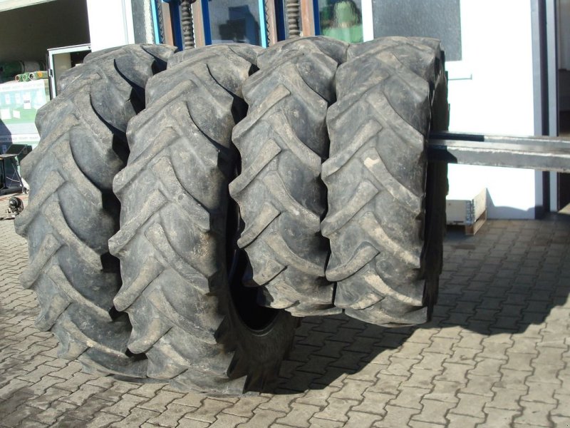 Rad des Typs BKT 14.9R24, Gebrauchtmaschine in Judenburg (Bild 1)