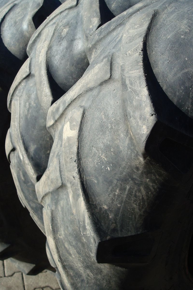 Rad des Typs BKT 14.9R24, Gebrauchtmaschine in Judenburg (Bild 2)