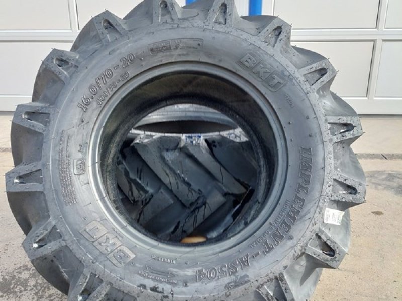 Rad of the type BKT 16.0/70-20(400/70-20) Implement- AS504, Neumaschine in Eichberg (Picture 1)