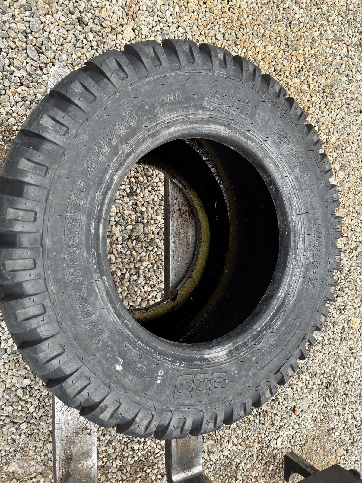 Rad del tipo BKT 19.0/45-17, Neumaschine en Obing (Imagen 1)