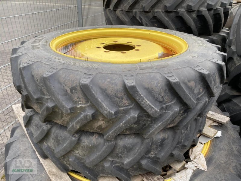 Rad типа BKT 270/95R32, Gebrauchtmaschine в Spelle (Фотография 1)