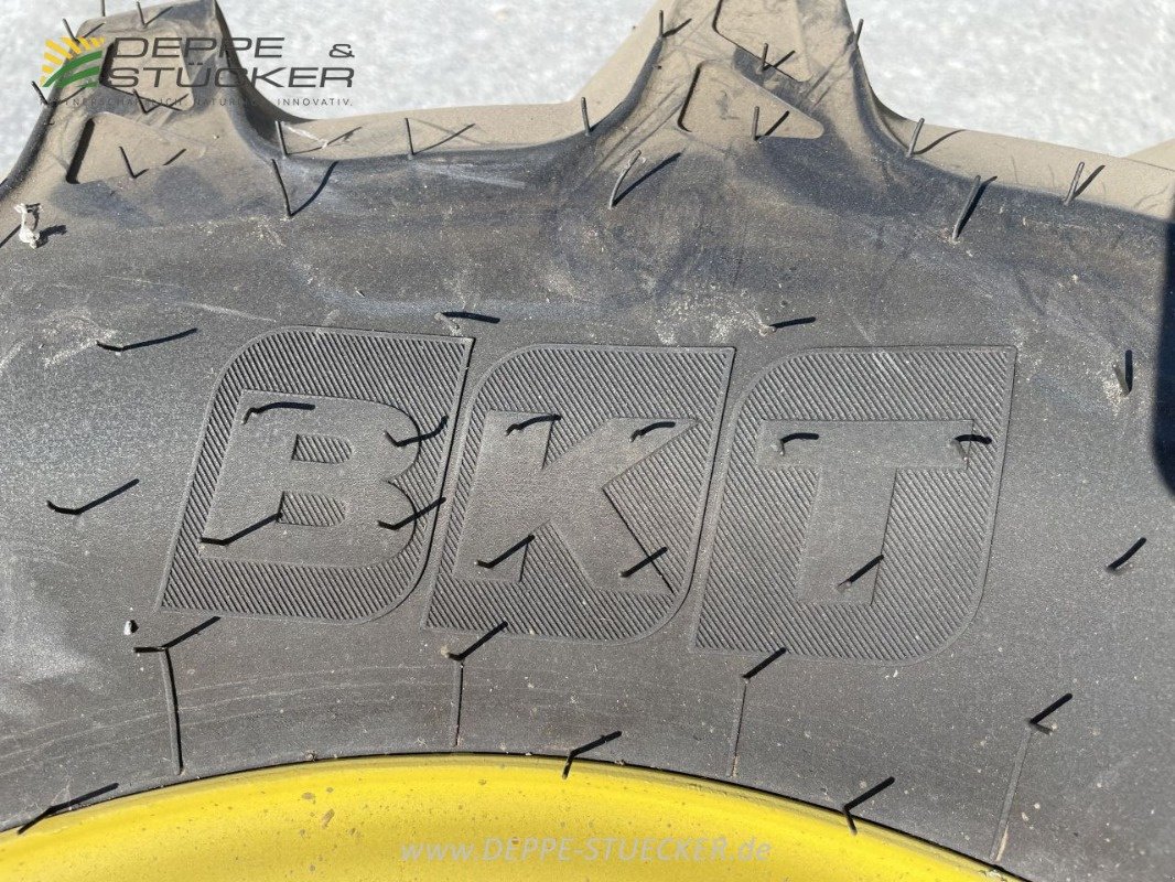 Rad des Typs BKT 280/70 R20 Agrimax RT 765, Neumaschine in Rietberg (Bild 7)