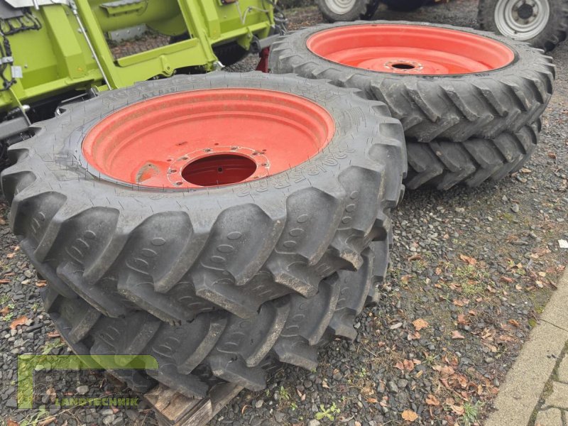 Rad typu BKT 320/85R32 320/90R46 Rädersatz Claas Arion, Gebrauchtmaschine v Homberg/Ohm - Maulbach