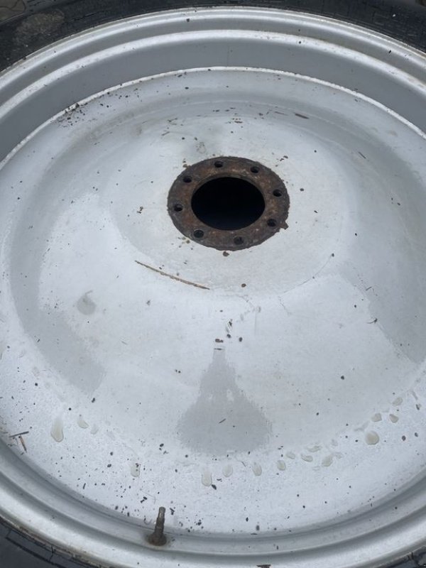 Rad типа BKT 320/85R32, 340/85R48, Gebrauchtmaschine в Straden (Фотография 6)