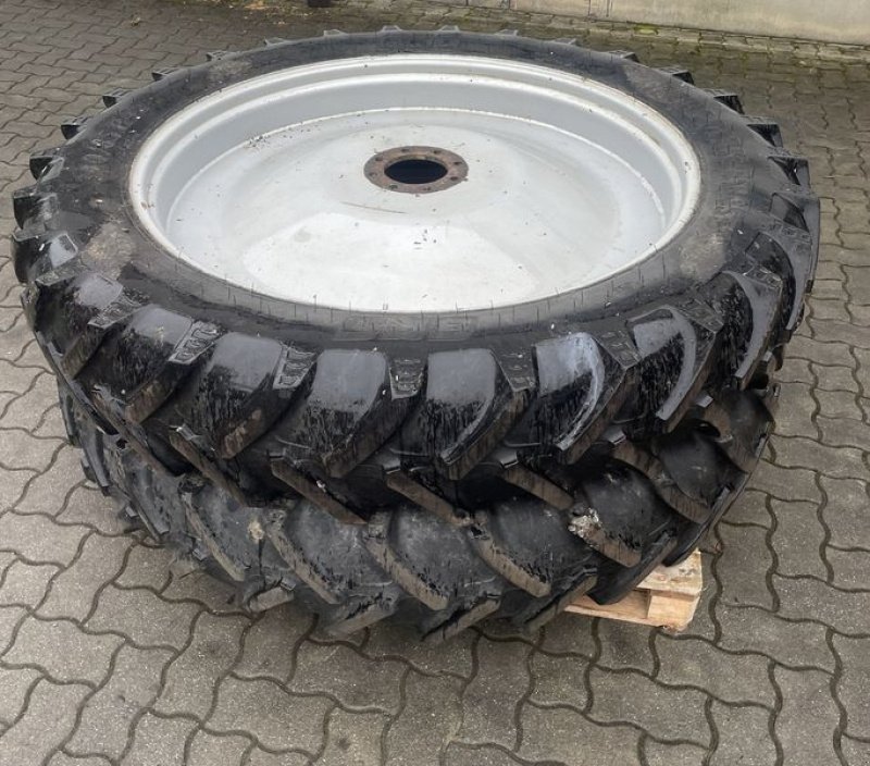 Rad типа BKT 320/85R32, 340/85R48, Gebrauchtmaschine в Straden (Фотография 5)