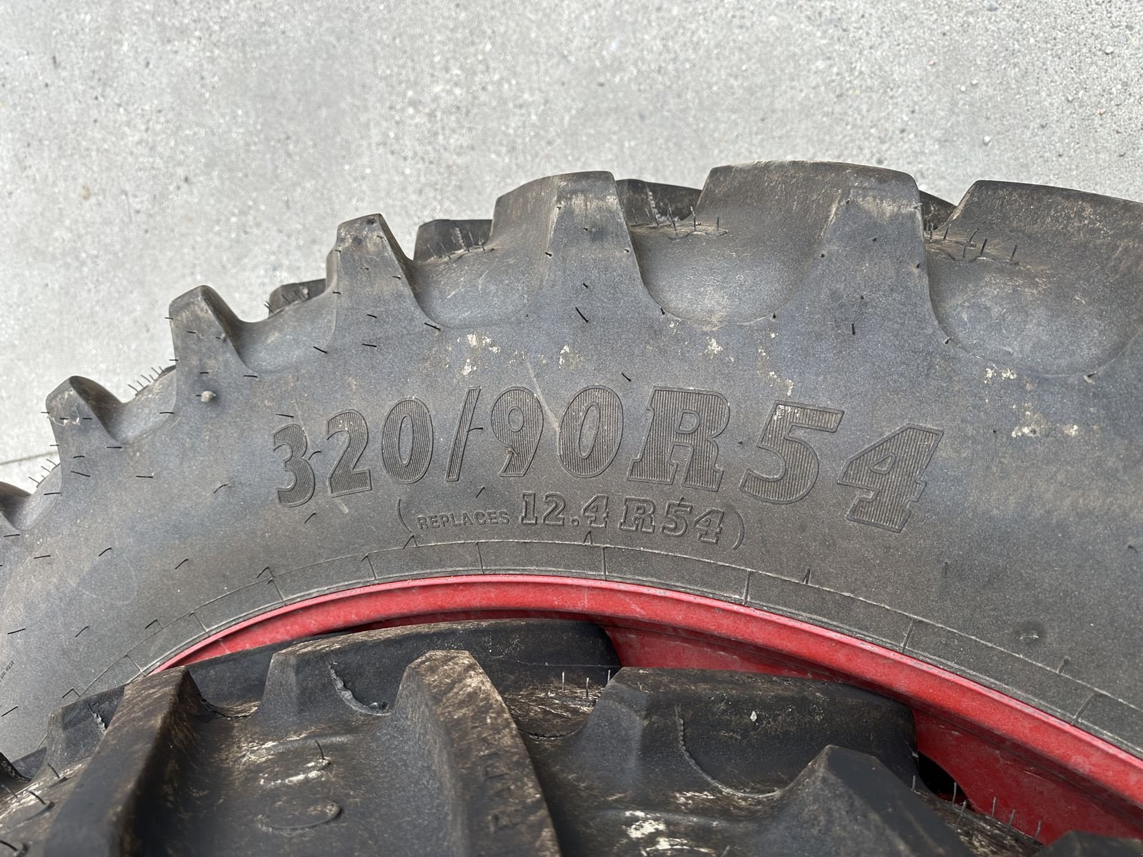 Rad del tipo BKT 320/85R36 u. 320/90R54, Gebrauchtmaschine In Hürm (Immagine 3)