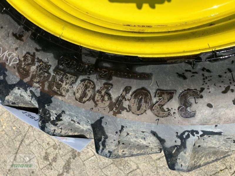 Rad типа BKT 320/90R42, Gebrauchtmaschine в Spelle (Фотография 5)