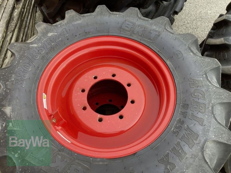 Rad des Typs BKT 380/85 R24 + 380/85 R38, Gebrauchtmaschine in Landshut (Bild 5)