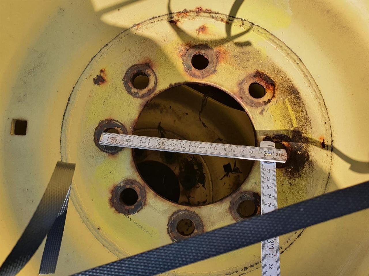 Rad des Typs BKT 380/85R28 x2, Gebrauchtmaschine in Zweibrücken (Bild 5)