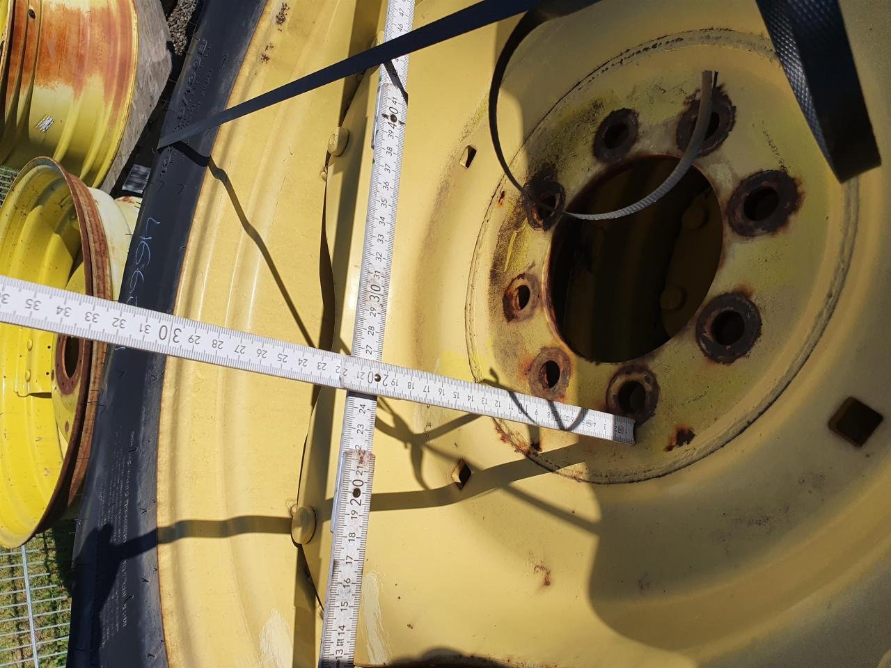 Rad des Typs BKT 380/85R28 x2, Gebrauchtmaschine in Zweibrücken (Bild 6)