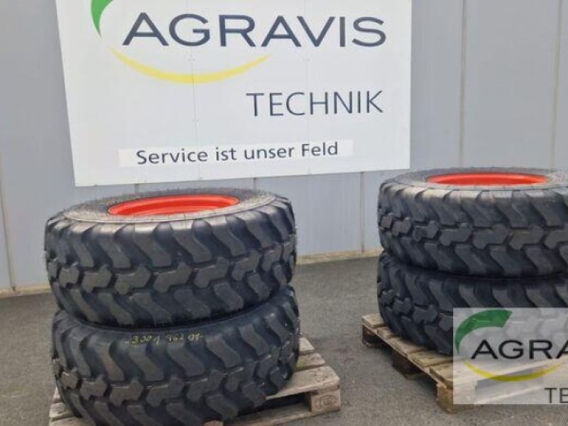 Rad des Typs BKT 405/70R20, Neumaschine in Melle-Wellingholzhausen (Bild 1)