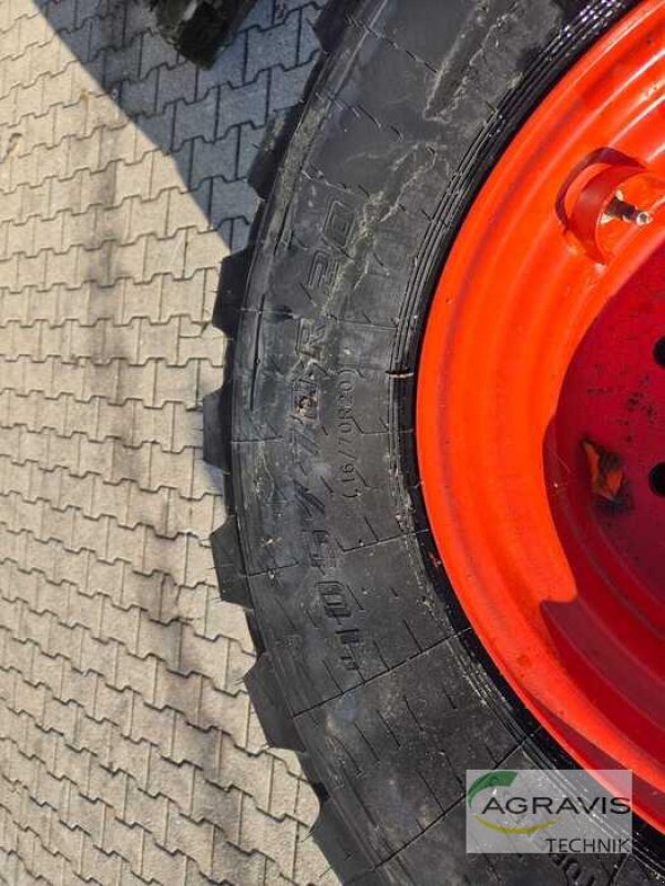 Rad des Typs BKT 405/70R20, Neumaschine in Alpen (Bild 16)