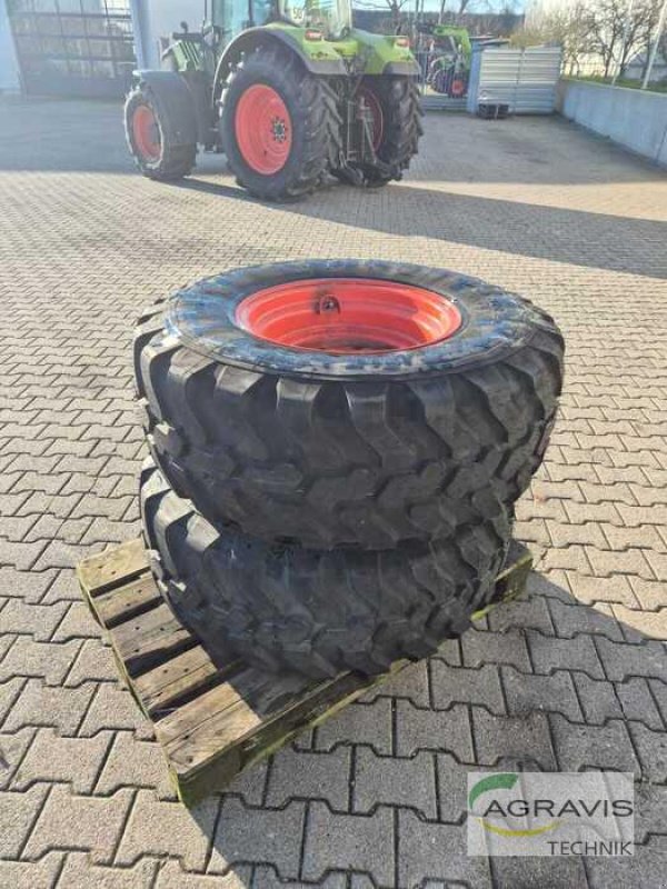 Rad des Typs BKT 405/70R20, Neumaschine in Alpen (Bild 4)