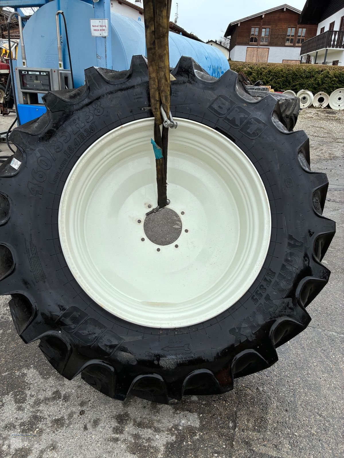 Rad типа BKT 460/85 R38, Neumaschine в Obing (Фотография 1)