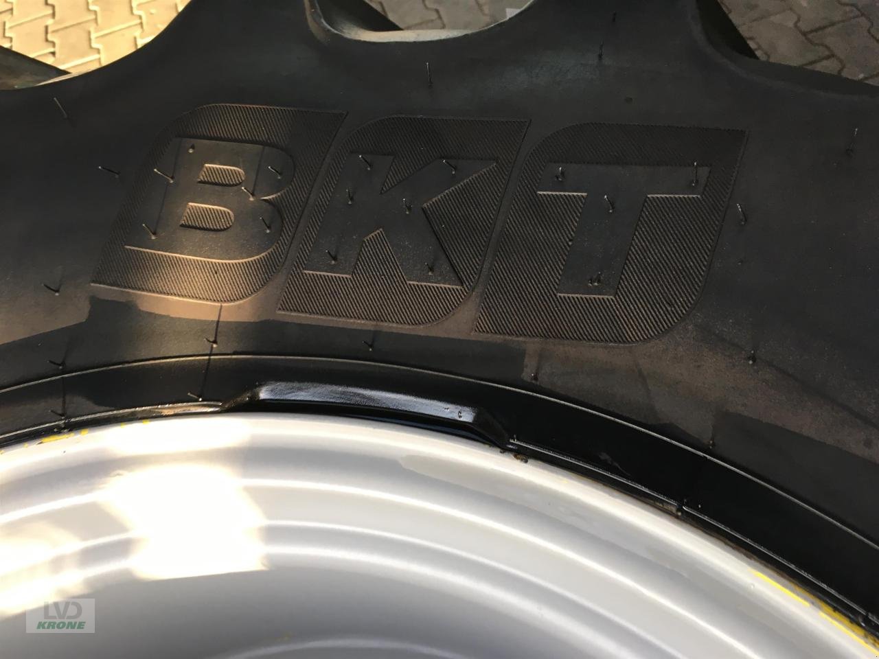 Rad a típus BKT 460/85R30, Gebrauchtmaschine ekkor: Spelle (Kép 6)