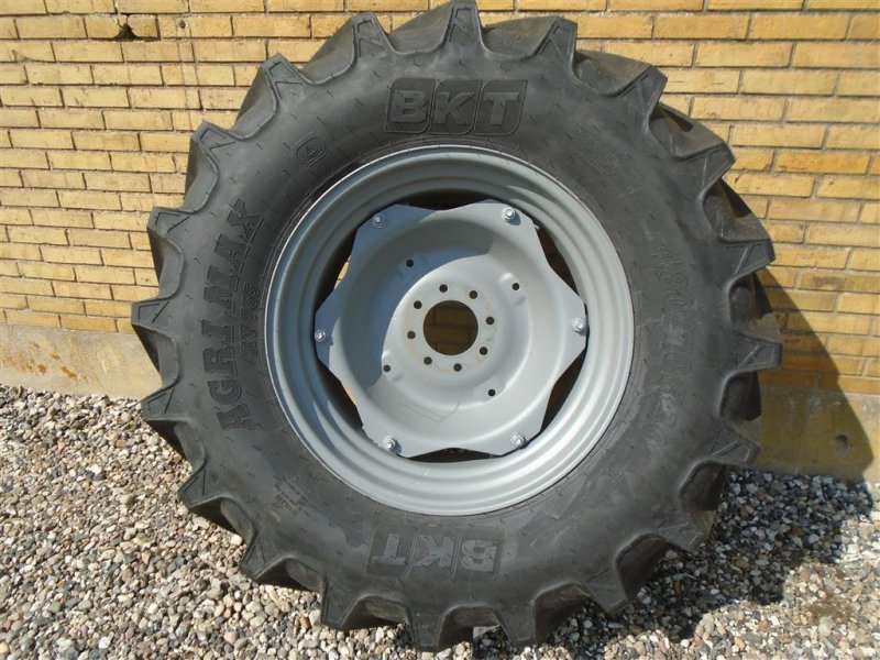 Rad of the type BKT 480/70 R30, Gebrauchtmaschine in Viborg (Picture 1)