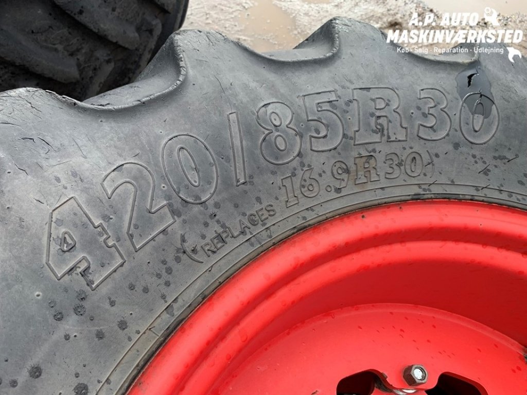 Rad des Typs BKT 480/80R42///18.4R42 420/85 R30 - 480/80 R46, Gebrauchtmaschine in Ikast (Bild 5)