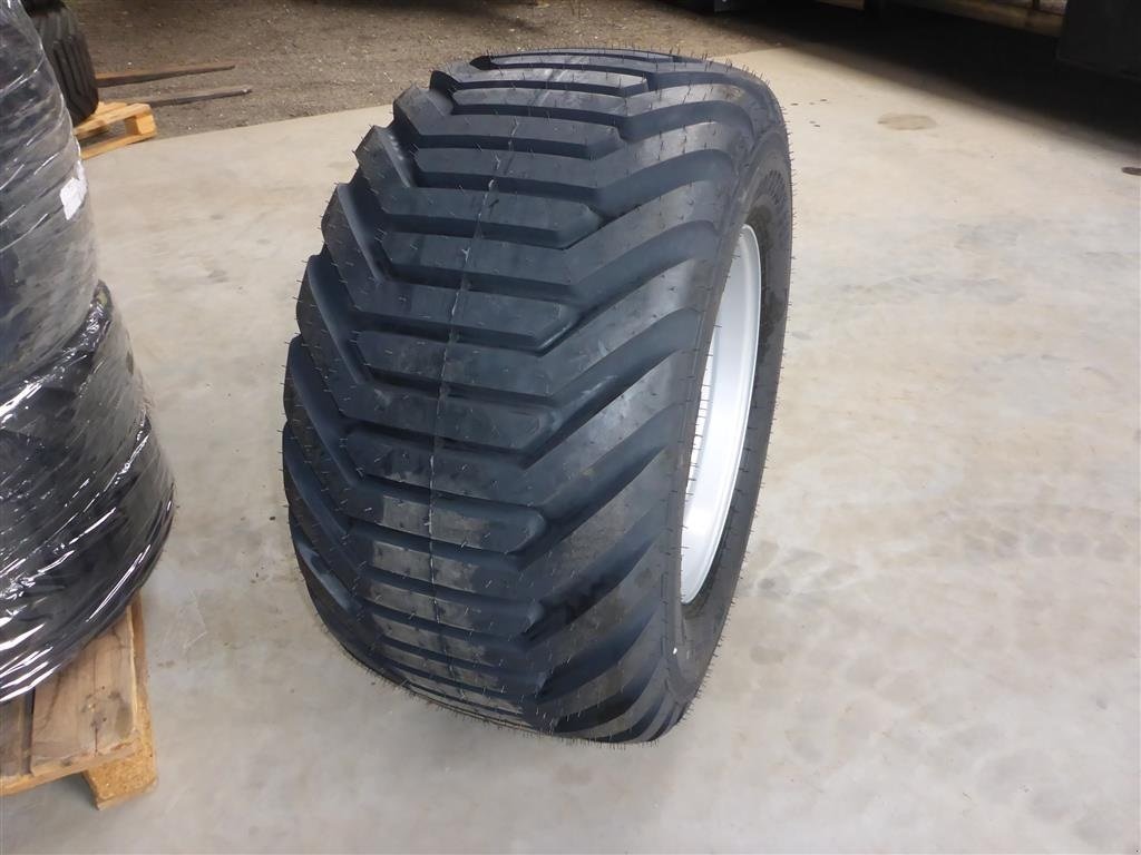 Rad des Typs BKT 550/45-22.5 Flotation 648, Gebrauchtmaschine in Slagelse (Bild 1)