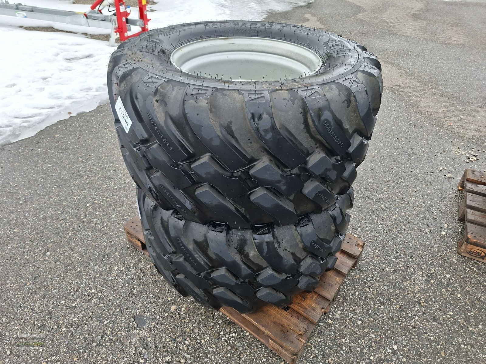 Rad typu BKT 560/45R22,5 FL 630 U Komplettrad, Neumaschine w Gampern (Zdjęcie 4)