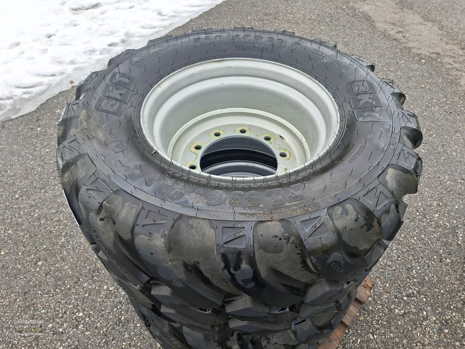 Rad typu BKT 560/45R22,5 FL 630 U Komplettrad, Neumaschine w Gampern (Zdjęcie 5)