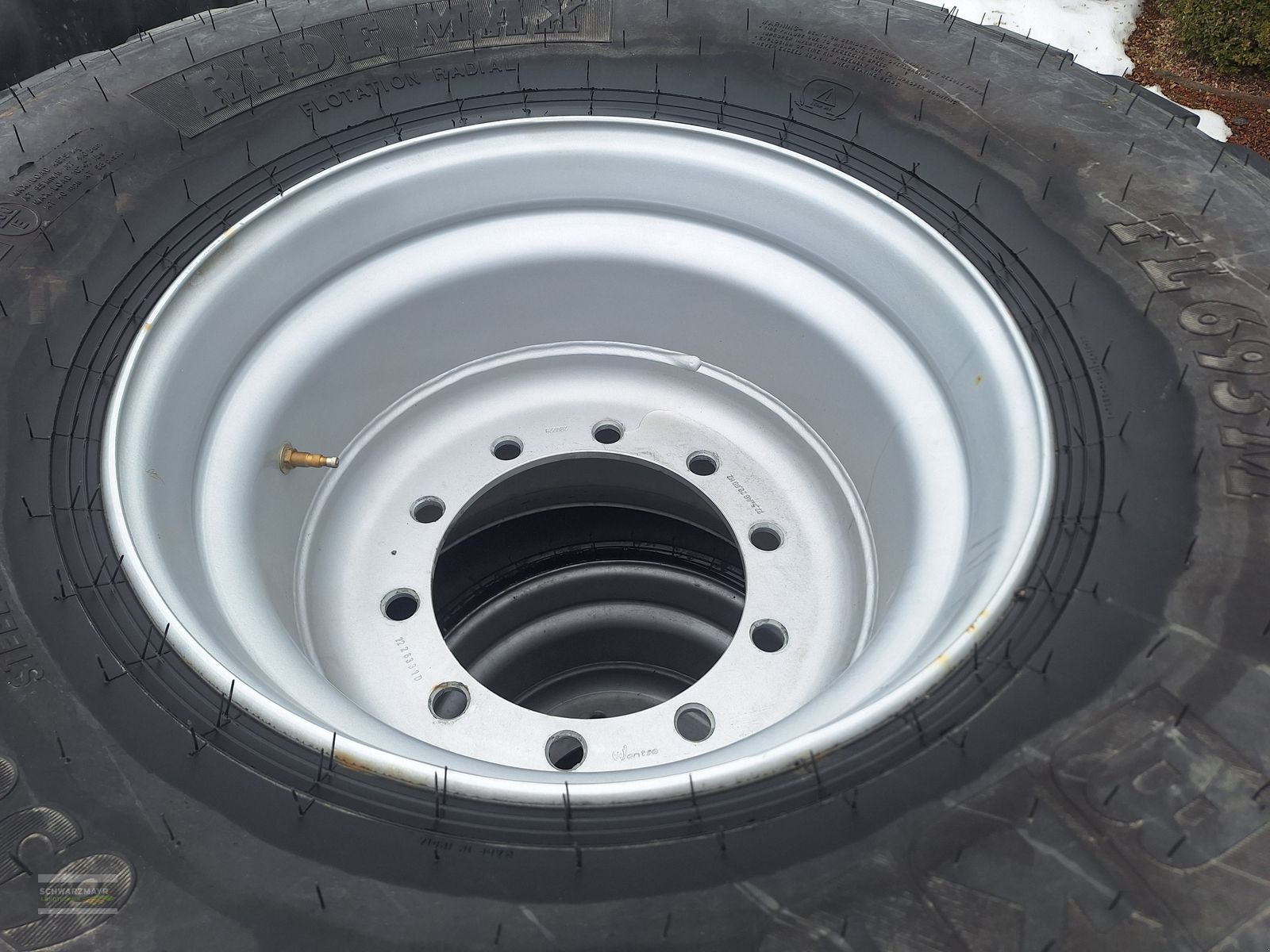 Rad от тип BKT 650/50R22,5 FL693M, Neumaschine в Gampern (Снимка 10)